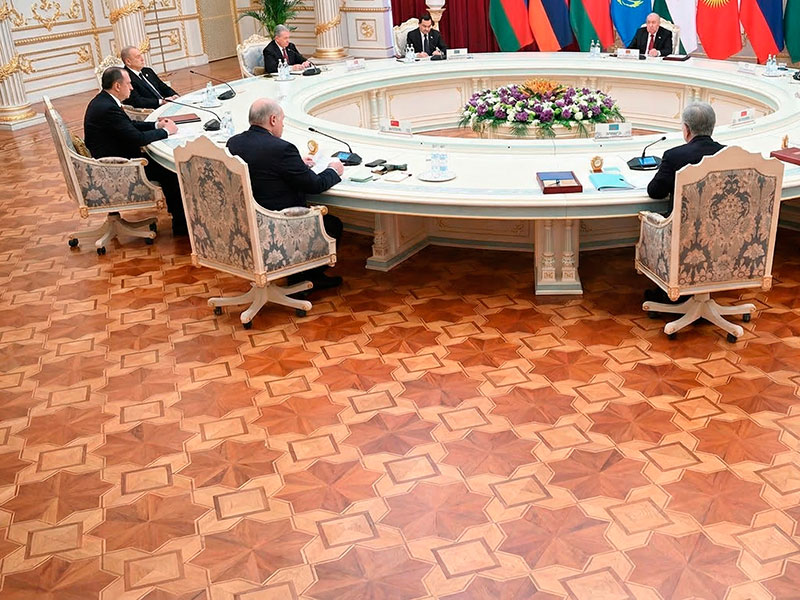 Паркет во Дворце наций